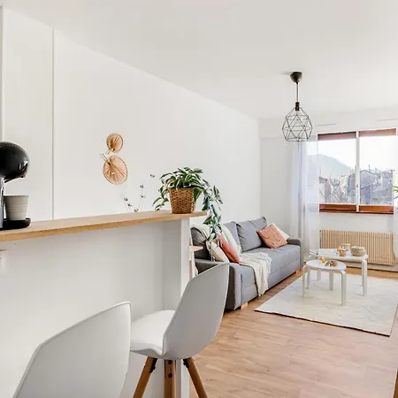 Studio Cosy Hyper-centre Tout Equipe, Acces Wifi Et Netflix Apartman Saint-Étienne