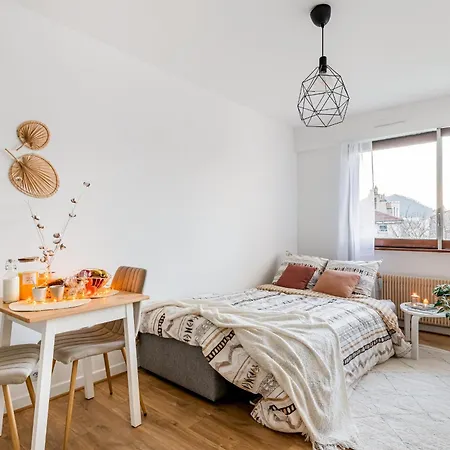 Studio Cosy Hyper-centre Tout Equipe, Acces Wifi Et Netflix *